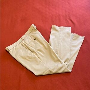 Men's Haggar Premium Khaki Dress Pants. Size 34" X 30"